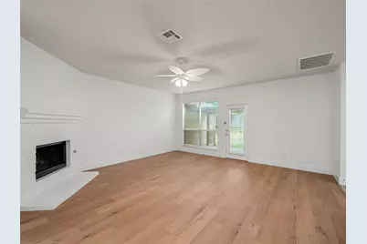526 Wyoming Drive, Murphy, TX 75094 - Photo 5