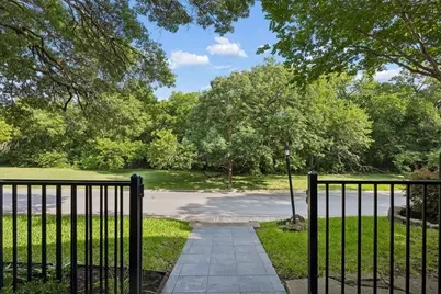 10832 Creekmere Drive, Dallas, TX 75218 - Photo 5