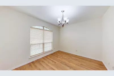 15817 Carlton Oaks Drive, Fort Worth, TX 76177 - Photo 9