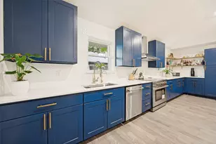 10349 Carry Back Cir, Dallas, TX 75229 - Photo 5