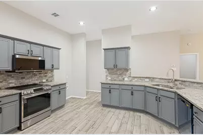 11812 Gold Creek Drive E, Fort Worth, TX 76244 - Photo 5