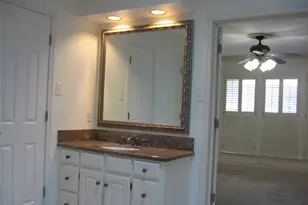 5200 Ledgestone Dr, Fort Worth, TX 76132 - Photo 13