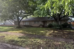 710 Valley View, Arlington, TX 76010 - Photo 1