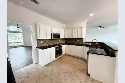 1307 Pawnee Trail, Carrollton, TX 75007 - Photo 15