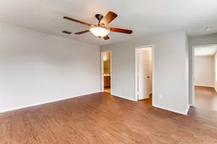 14048 Firebush Ln, Fort Worth, TX 76052 - Photo 5