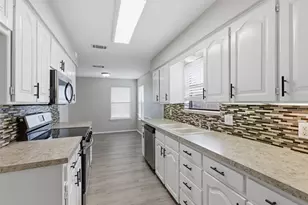6640 Inwood Dr, Watauga, TX 76148 - Photo 13