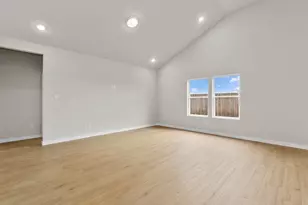 10516 Ruffin Dr, Fort Worth, TX 76131 - Photo 3