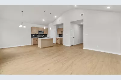 10516 Ruffin Drive, Fort Worth, TX 76131 - Photo 5