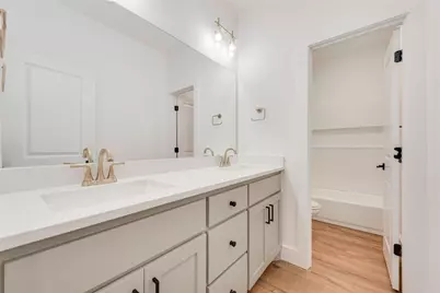 1807 Franklin Avenue, Bonham, TX 75418 - Photo 3