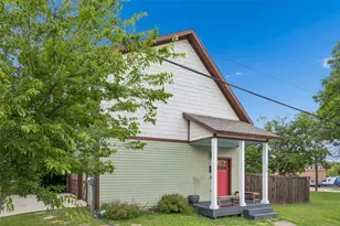 801 W Morphy St, Fort Worth, TX 76104 - Photo 1