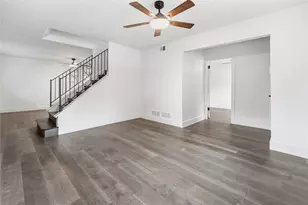 220 Robert St, Burleson, TX 76028 - Photo 7