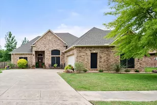 1103 Louise Ln, Ennis, TX 75119 - Photo 1