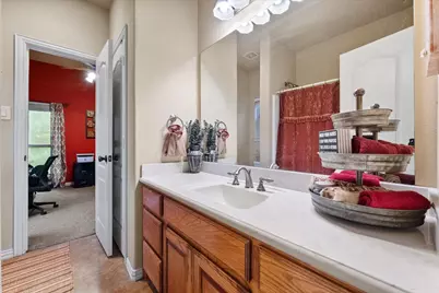 1103 Louise Lane, Ennis, TX 75119 - Photo 23