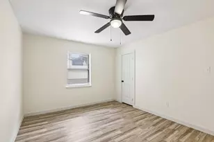 2421 Meadow Vw, Bedford, TX 76021 - Photo 23