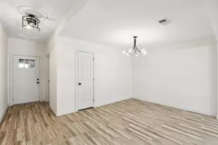 2421 Meadow Vw, Bedford, TX 76021 - Photo 9