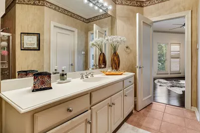 18729 Wainsborough Lane, Dallas, TX 75287 - Photo 27