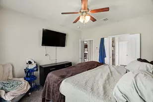 8909 Tenderfoot Ln, Aubrey, TX 76227 - Photo 17