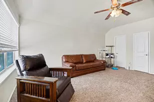 8909 Tenderfoot Ln, Aubrey, TX 76227 - Photo 13