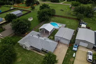 302 Anita Ln, Waxahachie, TX 75165 - Photo 35