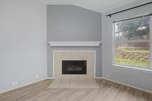 1400 Horseshoe Bend Ct, Fort Worth, TX 76131 - Photo 11