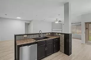 1400 Horseshoe Bend Ct, Fort Worth, TX 76131 - Photo 15