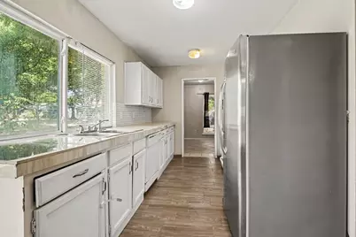 2614 Branch Oaks Drive, Garland, TX 75043 - Photo 7