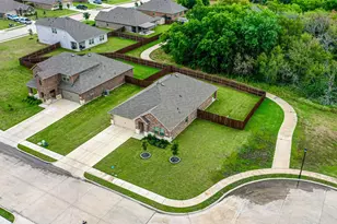 1519 Running Brk Ct, Kaufman, TX 75142 - Photo 37