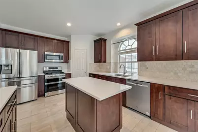214 Sherwood Drive, Murphy, TX 75094 - Photo 5