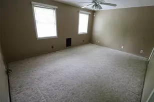 270 SE 26th St, Paris, TX 75460 - Photo 15