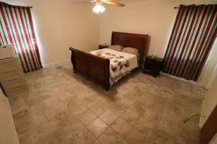 270 SE 26th St, Paris, TX 75460 - Photo 9