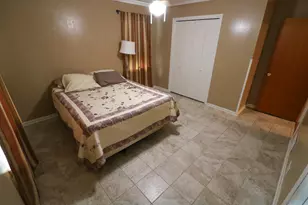 270 SE 26th St, Paris, TX 75460 - Photo 15
