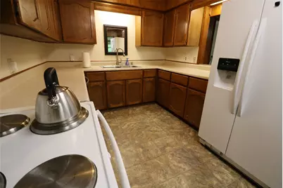 270 SE 26th St, Paris, TX 75460 - Photo 3