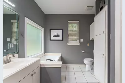 829 Woodridge Drive, Fort Worth, TX 76120 - Photo 21