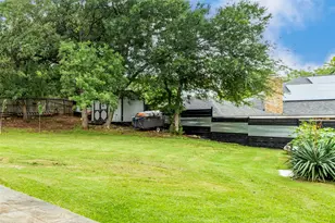 829 Woodridge Dr, Fort Worth, TX 76120 - Photo 31