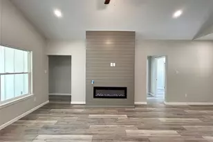 921 Putman St, Sulphur Springs, TX 75482 - Photo 5