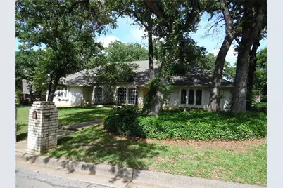 1912 Druid Lane, Fort Worth, TX 76112 - Photo 9