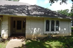 1912 Druid Ln, Fort Worth, TX 76112 - Photo 5