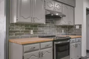 628 S Walker St, Mesquite, TX 75149 - Photo 7