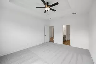 8620 Bur Oak Dr, Justin, TX 76247 - Photo 9