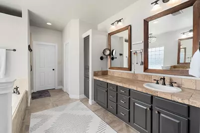 416 Shadywood Lane, Dripping Springs, TX 78620 - Photo 17