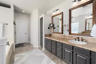 416 Shadywood Ln, Dripping Springs, TX 78620 - Photo 17