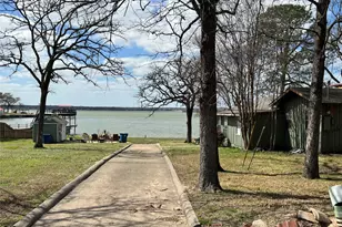 135 Island Park Dr, Gun Barrel City, TX 75156 - Photo 7
