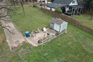 135 Island Park Dr, Gun Barrel City, TX 75156 - Photo 23