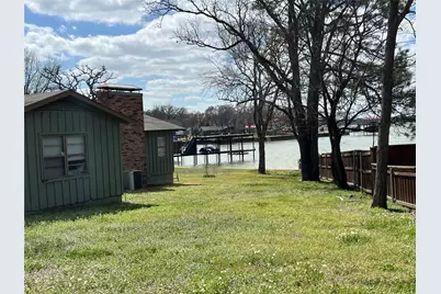 135 Island Park Drive, Gun Barrel City, TX 75156 - Photo 19