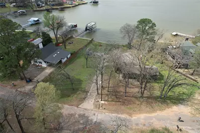 135 Island Park Drive, Gun Barrel City, TX 75156 - Photo 5