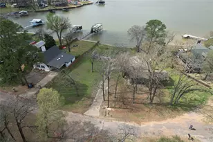 135 Island Park Dr, Gun Barrel City, TX 75156 - Photo 5