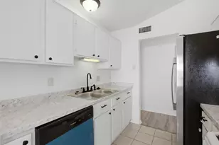 10339 Limestone Dr, Dallas, TX 75217 - Photo 13
