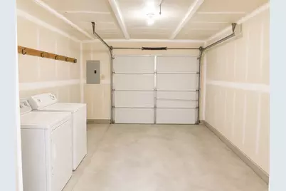 10339 Limestone Drive, Dallas, TX 75217 - Photo 17