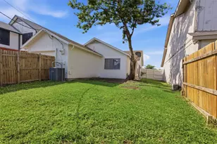 10339 Limestone Dr, Dallas, TX 75217 - Photo 23