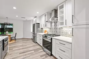 7668 La Cosa Dr, Dallas, TX 75248 - Photo 9